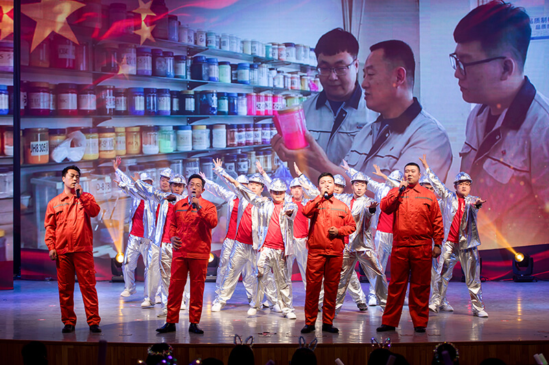 歡欣鼓舞迎新春，滿懷豪情攀高峰 | 聯(lián)橋集團(tuán)2020迎新春聯(lián)歡晚會激情開演(圖35)